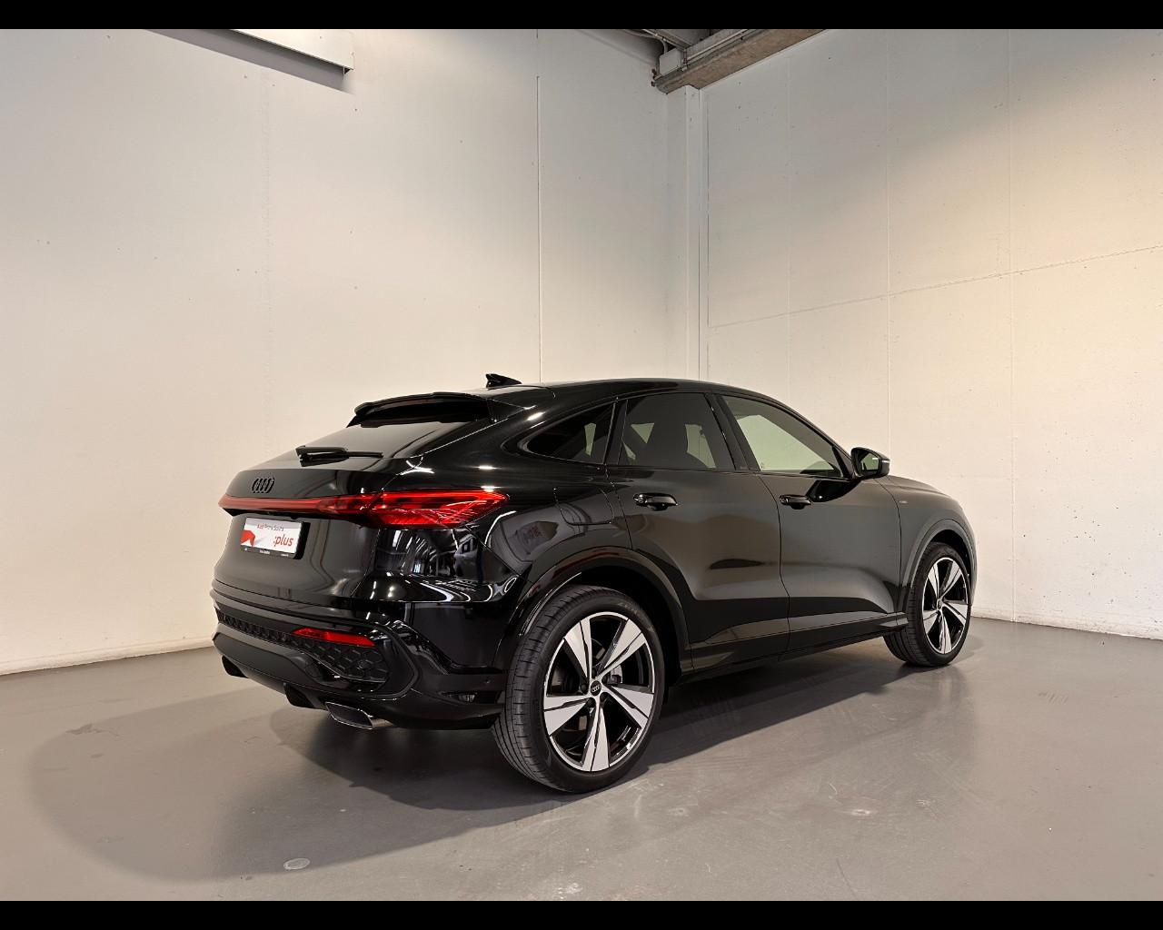 AUDI Q5 SPORTBACK E-HYBRID S-TRONIC QUATTRO S-LINE EDITION