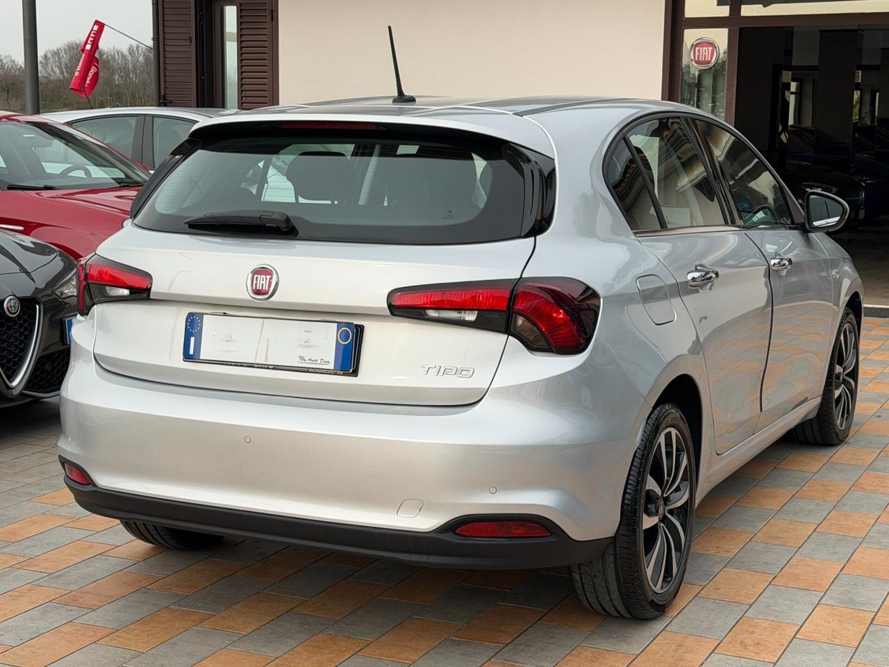 Fiat Tipo 1.6 M.JET 120 cv. 5 porte LOUNGE
