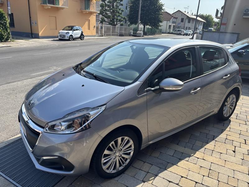 Peugeot 208 5 Porte 208 5p 1.2 puretech Active s&s 82cv my18