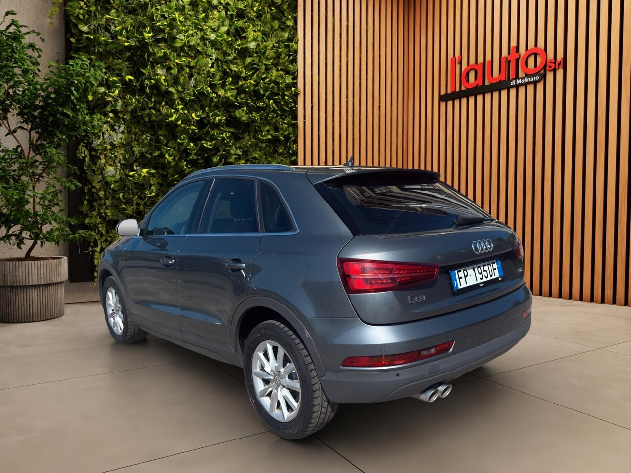 Audi Q3 2.0 TDI 120 CV S-TRONIC