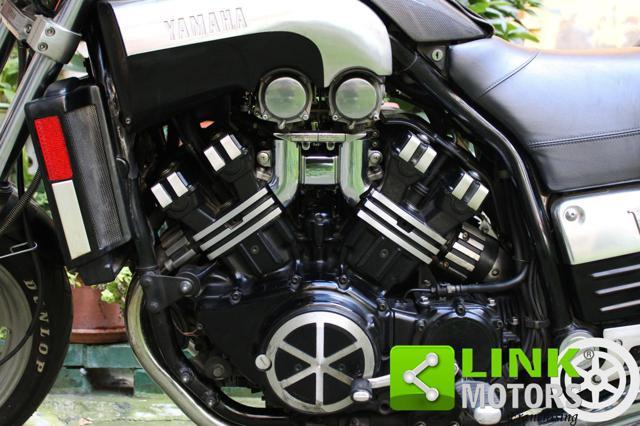 YAMAHA V-Max 1200 102 CV Power Cruiser
