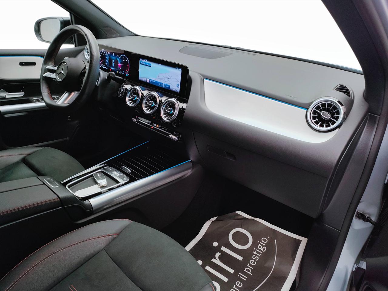 Mercedes-Benz Classe B - W247 2023 - B 180 d AMG Line Advanced Plus auto