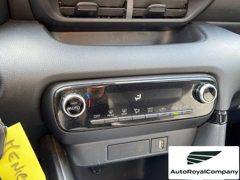 Toyota Yaris Hybrid Trend MY20