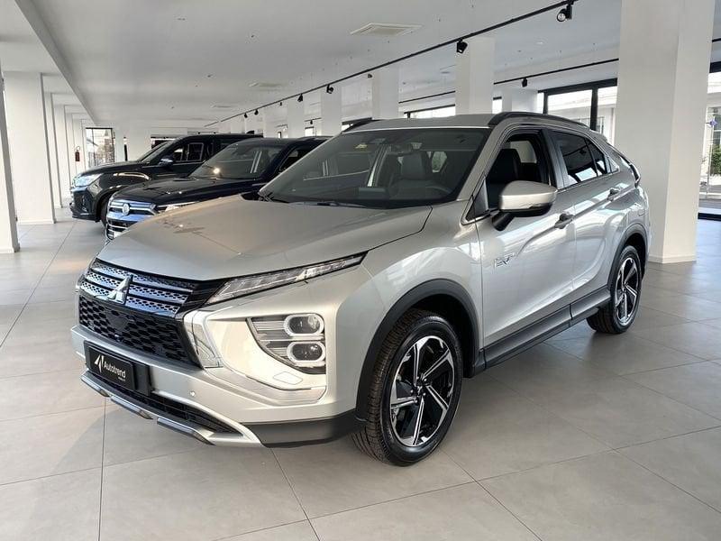 Mitsubishi Eclipse Cross 2.4 Plug-In Hybrid 187 CV 4WD PHEV Instyle SDA Pack 0