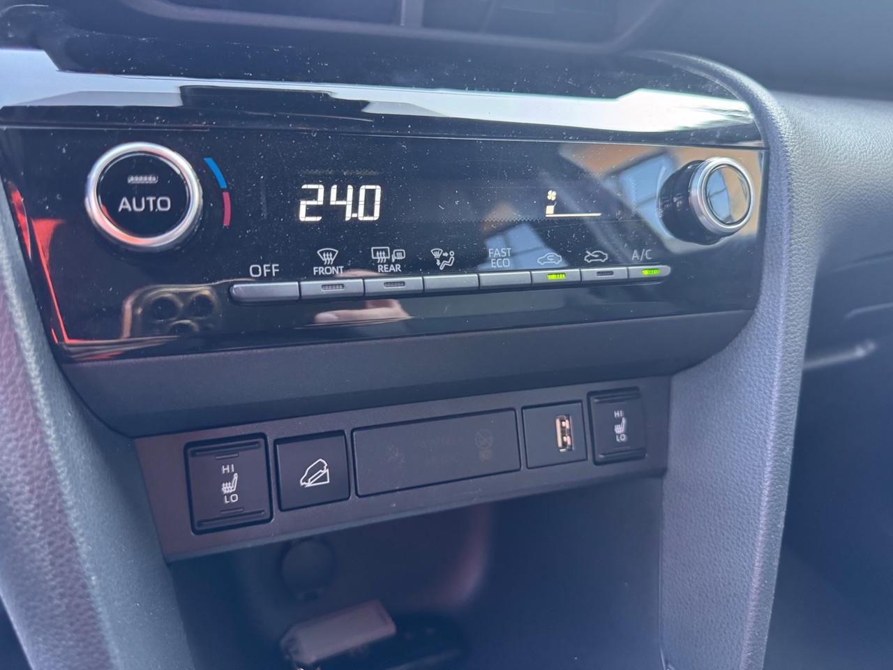 Toyota Yaris Cross 1.5 Hybrid 5p. E-CVT AWD-i Trend