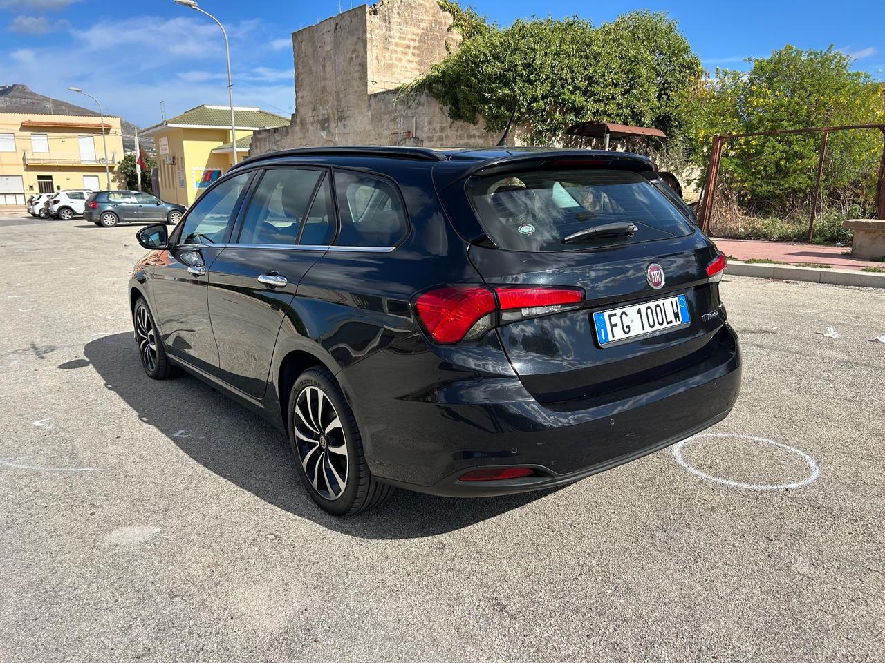 Fiat Tipo 1.6 Mjt S&S SW Lounge