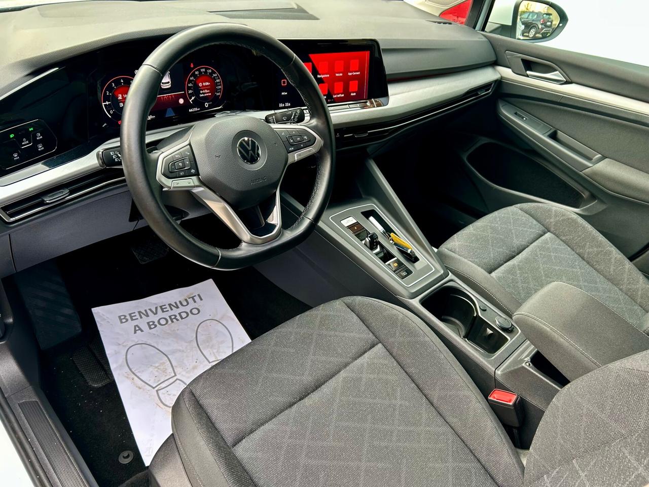 Volkswagen Golf 1.5 TGI DSG Life 2021