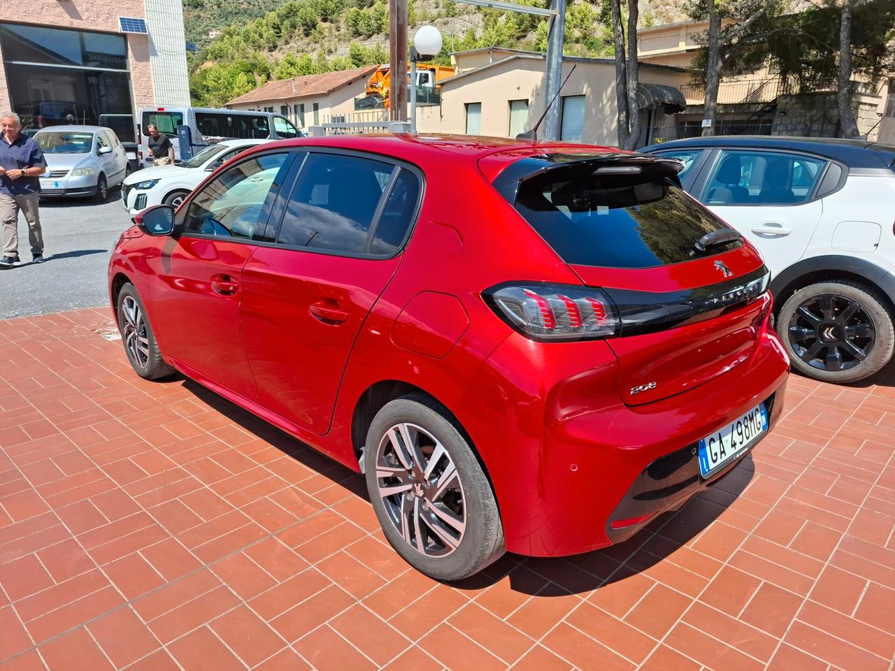 Peugeot 208 BlueHDi 100 Stop&Start 5 porte Allure