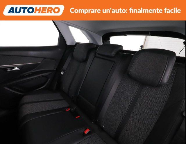 PEUGEOT 3008 BlueHDi 130 S&S EAT8 Allure
