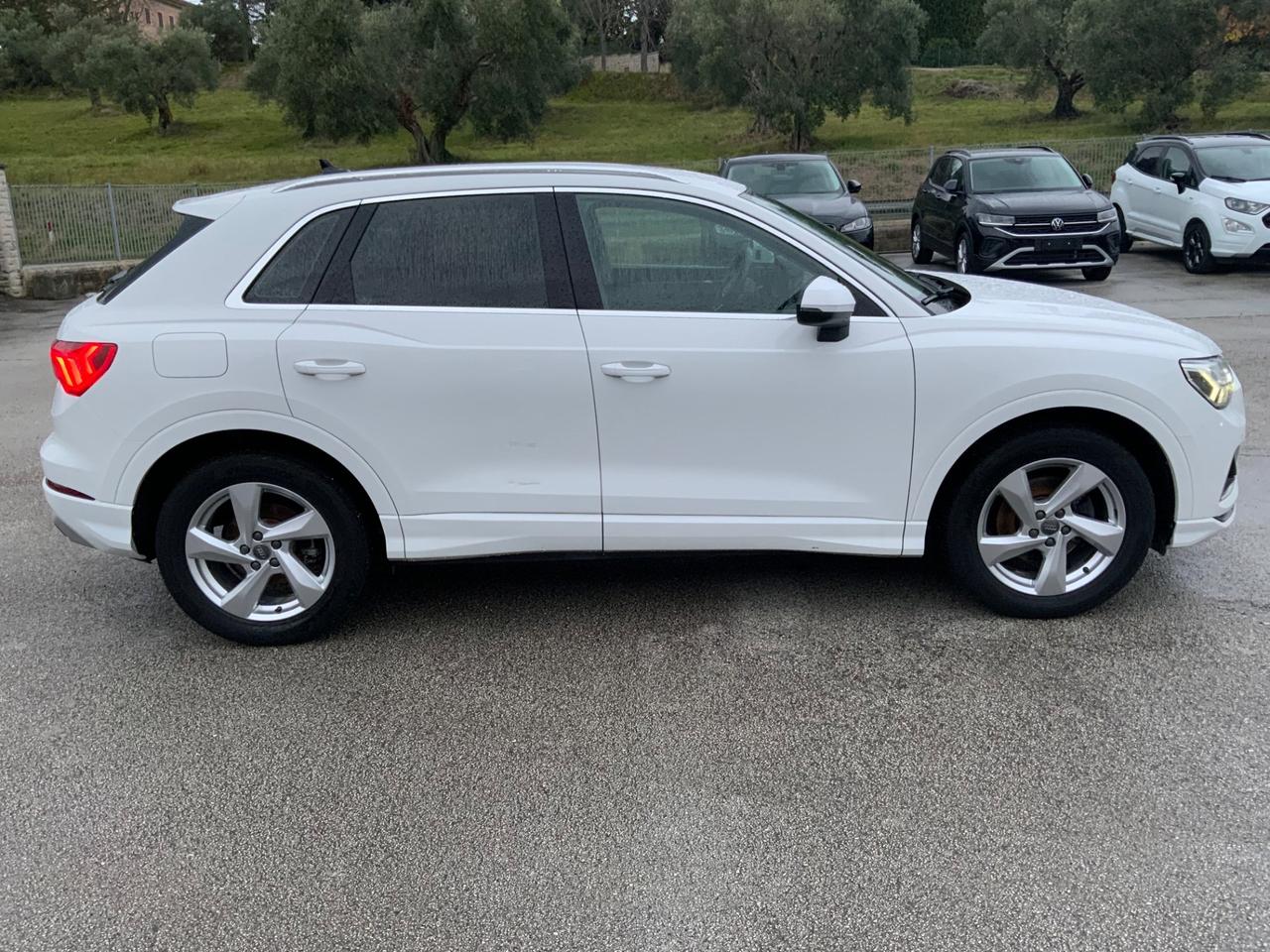 Audi Q3 35 TDI S tronic Business Advanced