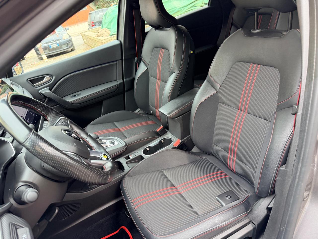 Renault Captur Full Hybrid E-Tech 145 CV RS Line