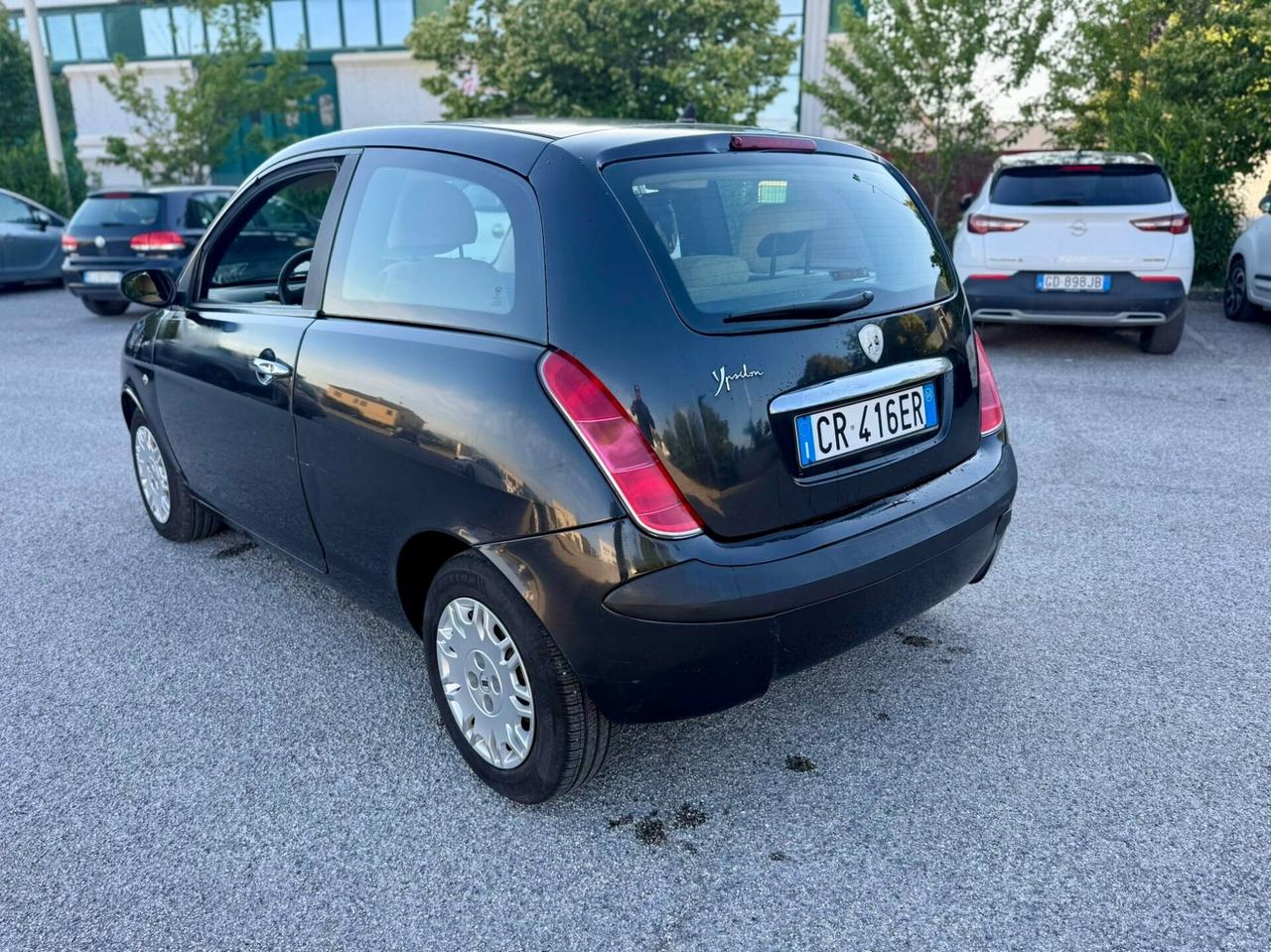 Lancia Ypsilon 1.2 benzina NEOPATENTATI uniproprietà
