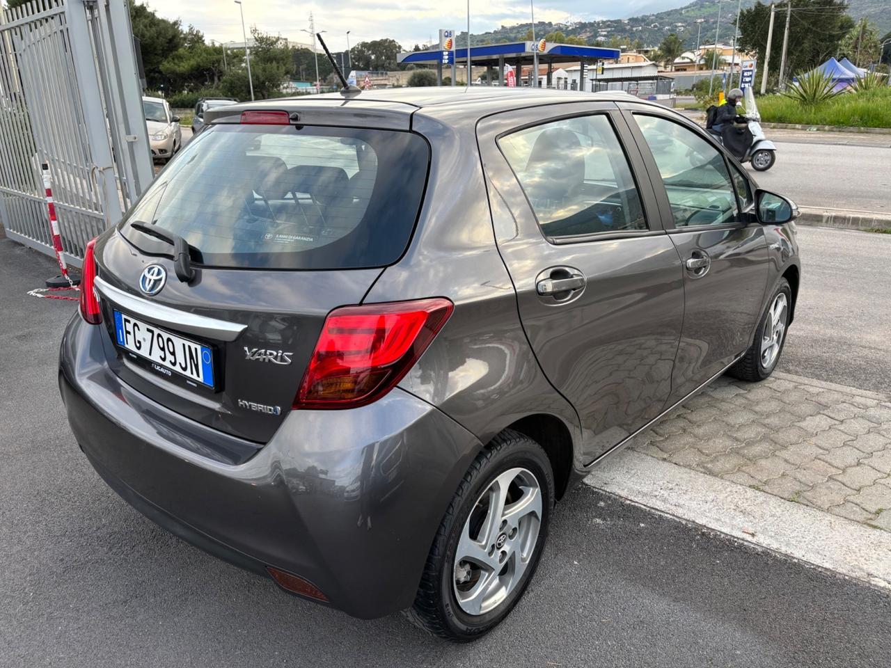 Toyota Yaris 1.5 Hybrid 5 porte Active