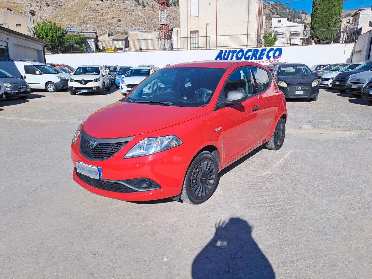 Lancia Ypsilon 1.2 69 CV 5 porte GPL Ecochic Gold