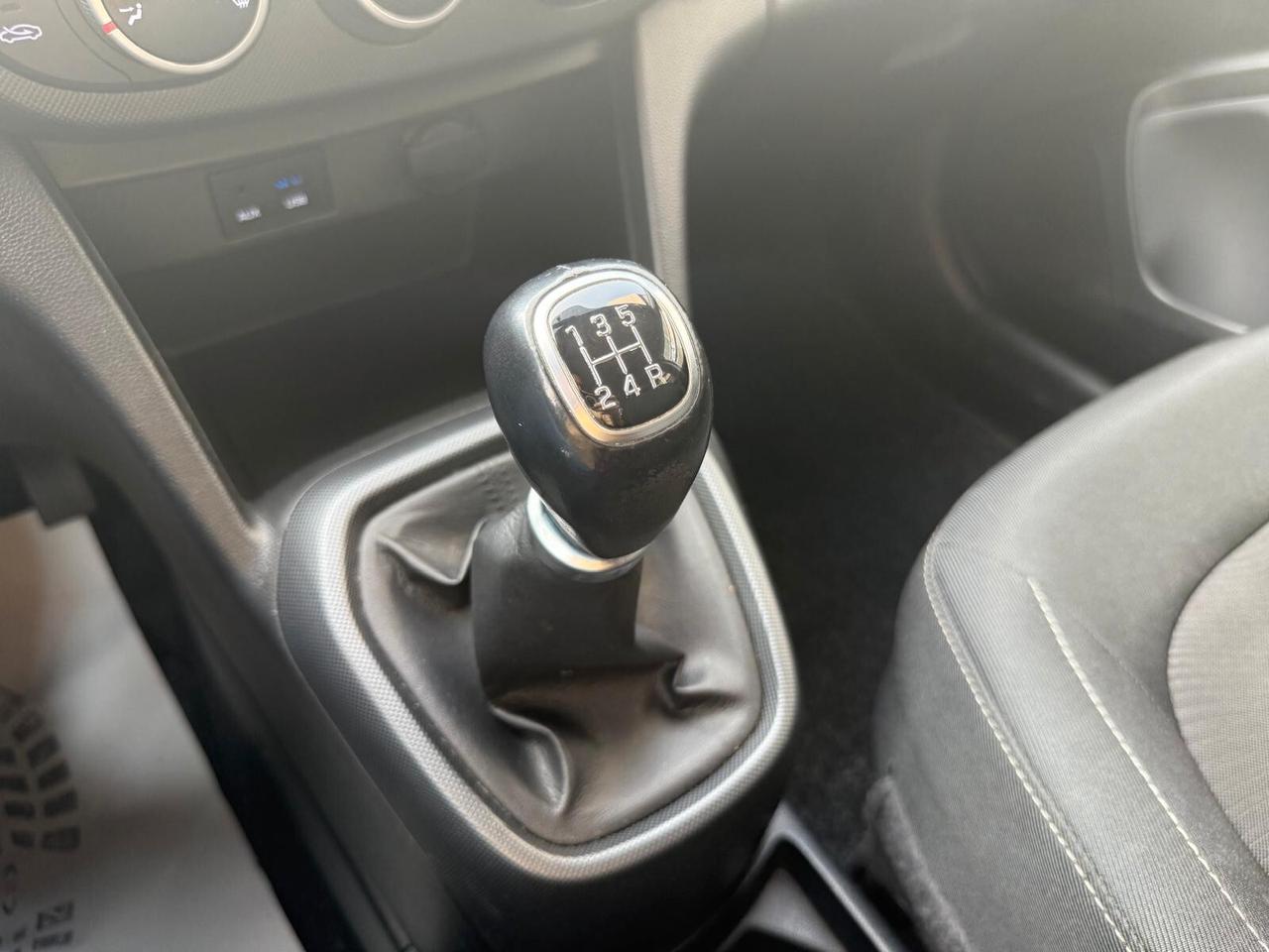 Hyundai i10 1.0 MPI Tech 67CV *OK NEOPATENTATI*