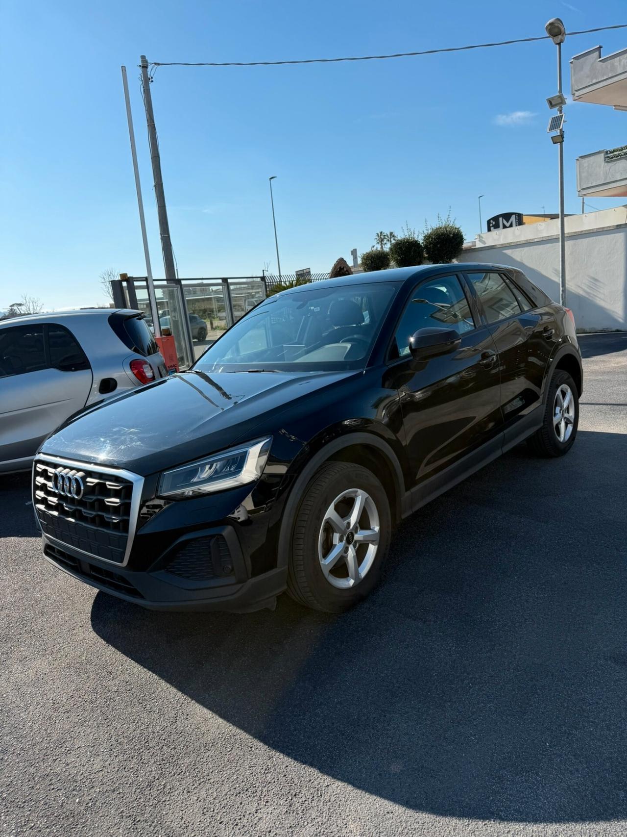 Audi Q2 30 TDI S tronic Business 04/2023