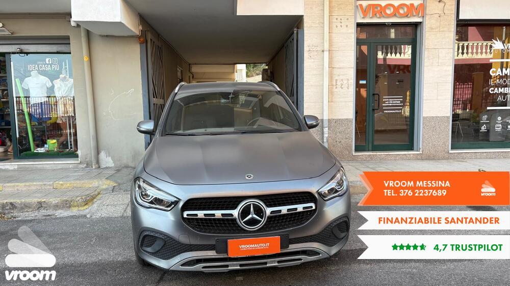 MERCEDES GLA (H247) GLA 180 d Automati...