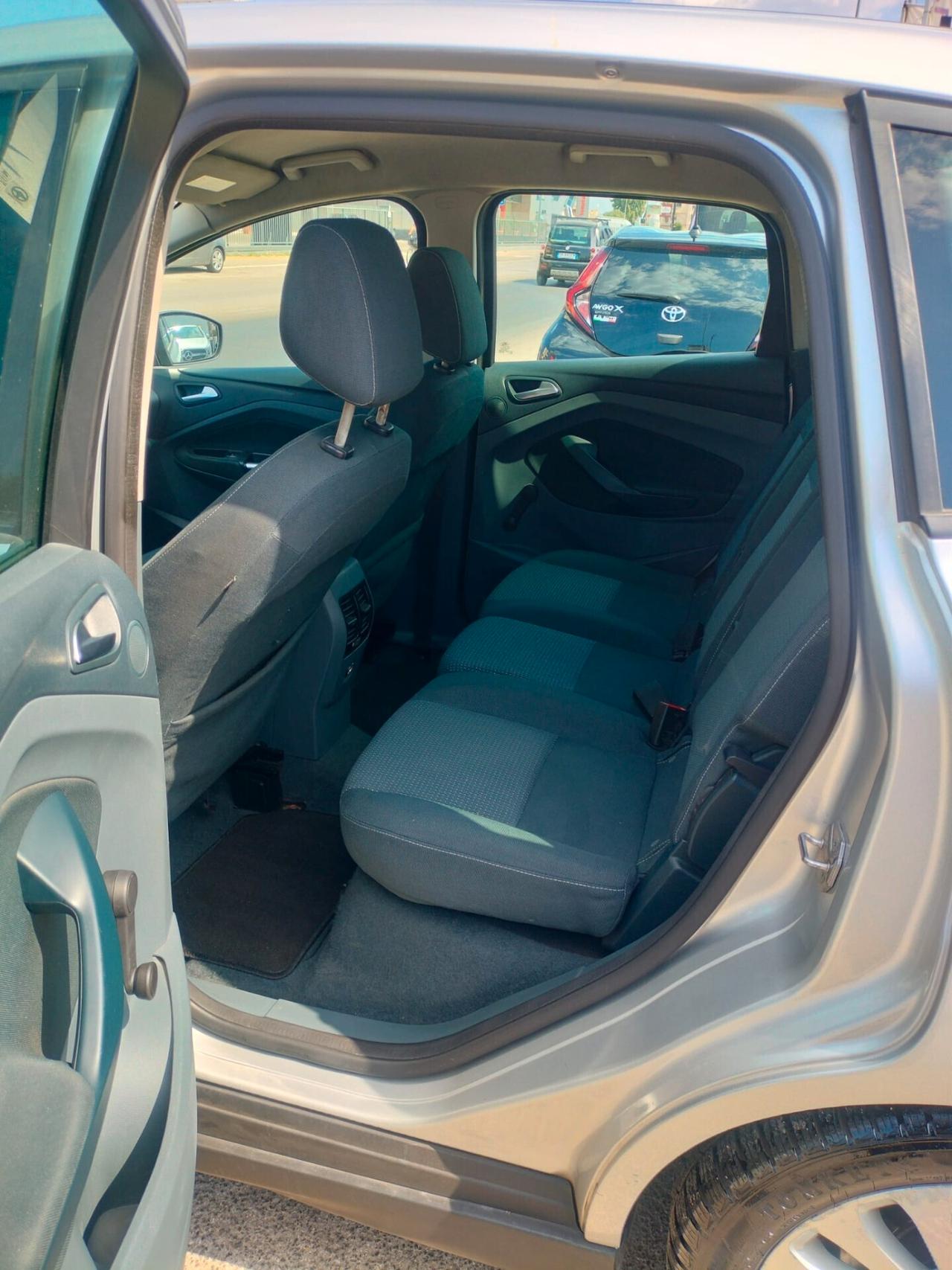 Ford C-Max 1.6 TDCi 95CV Titanium
