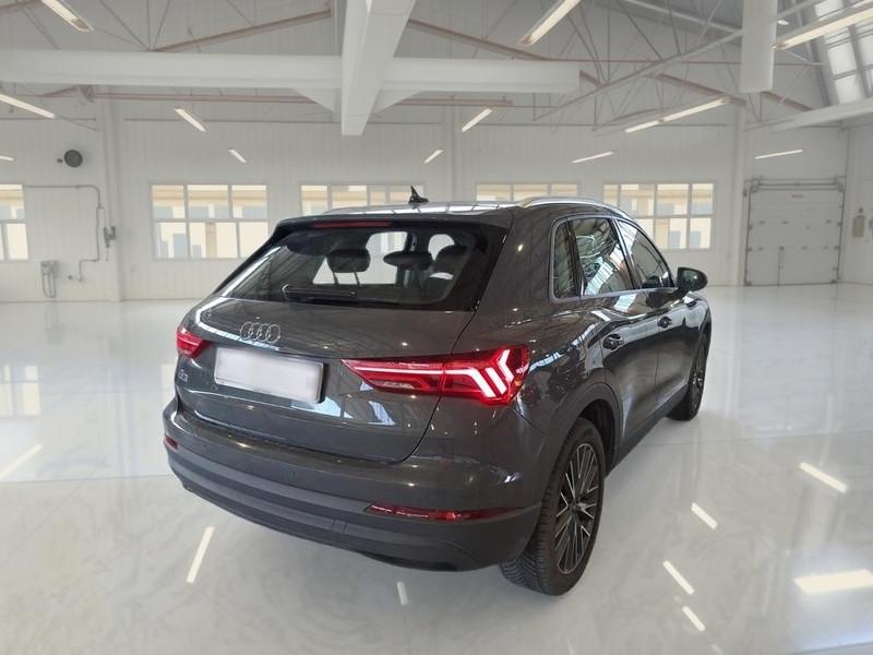 AUDI Q3 45 TFSI E S TRONIC BUSINESS SUV