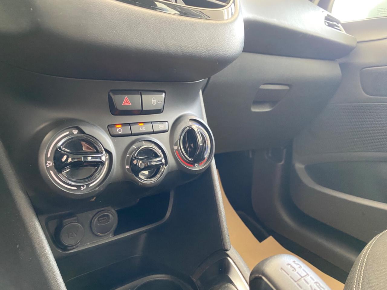 Peugeot 208 PureTech 5P ALLURE NAVI/FULL LED2020