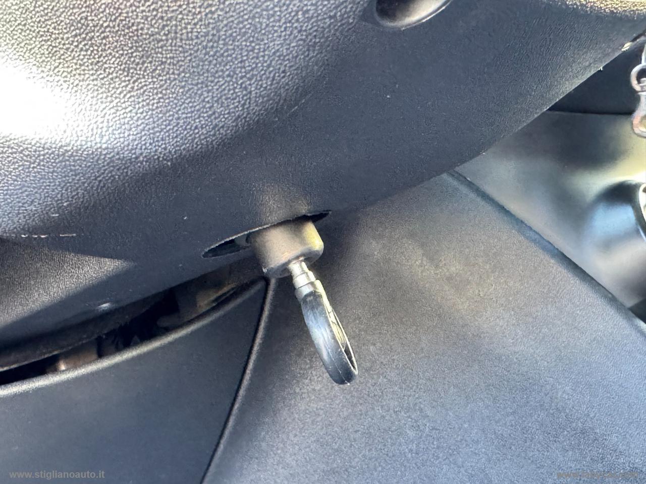 PEUGEOT 208 BlueHDi 75 5p. Allure