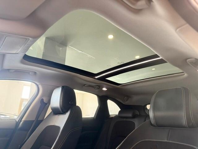 Jaguar F-Pace 2.0 D 180 CV AWD aut. Portfolio