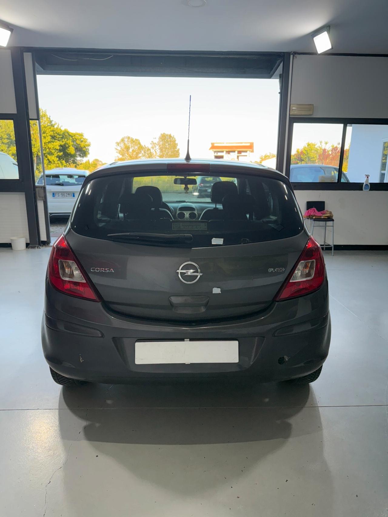 Opel Corsa 1.2 85CV 5 porte GPL-TECH Elective