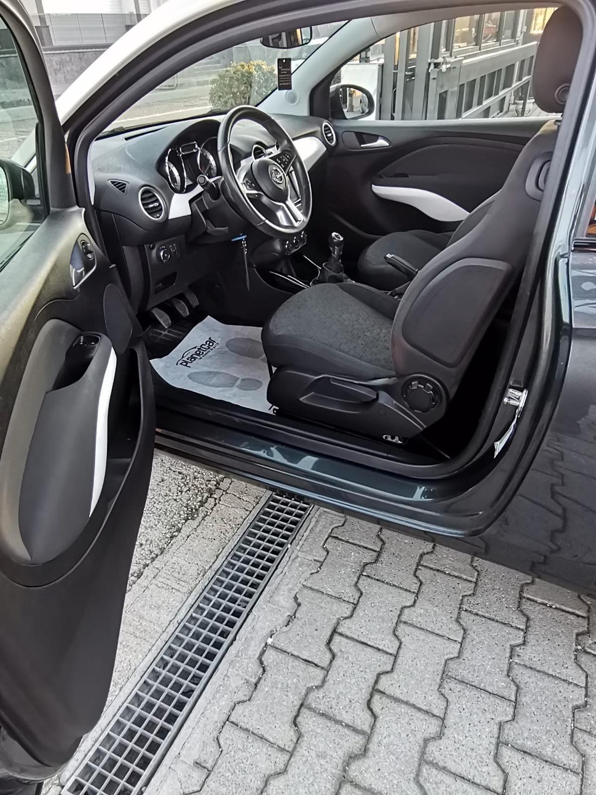 Opel Adam 1.2 70 CV Jam