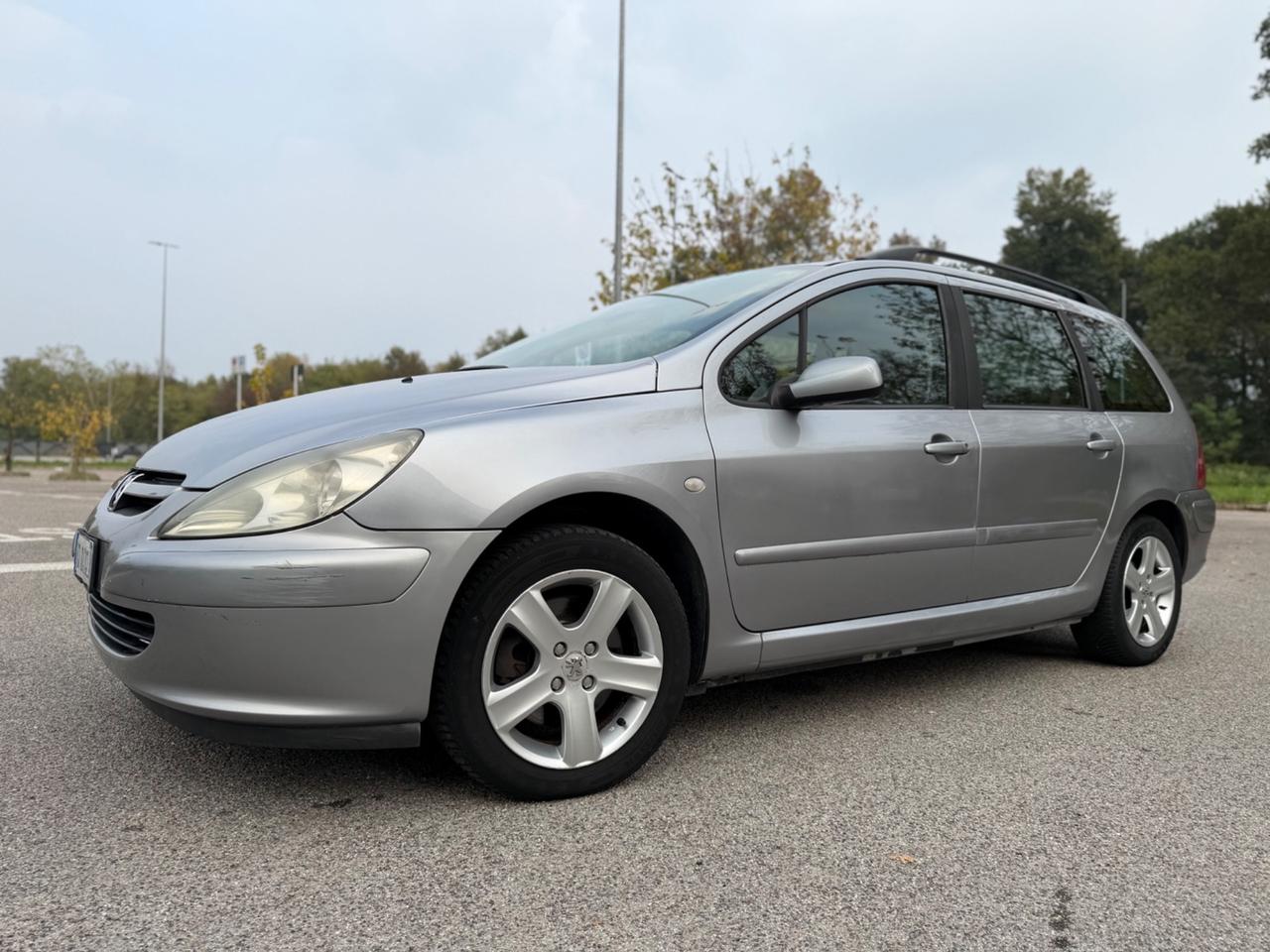 Peugeot 307 2.0 16V HDi FAP SW *Neopatentati*