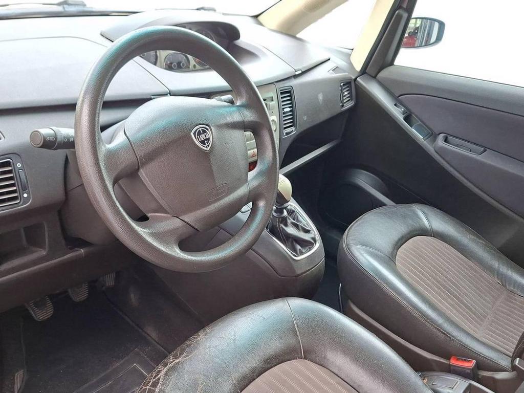 Lancia Musa 1.4 Poltrona Frau