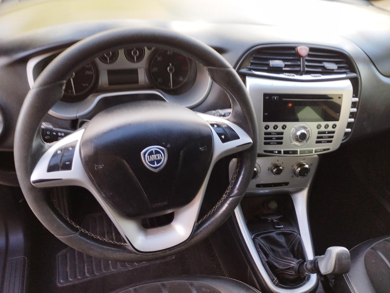 Lancia Delta 1.6 MJT DPF Argento