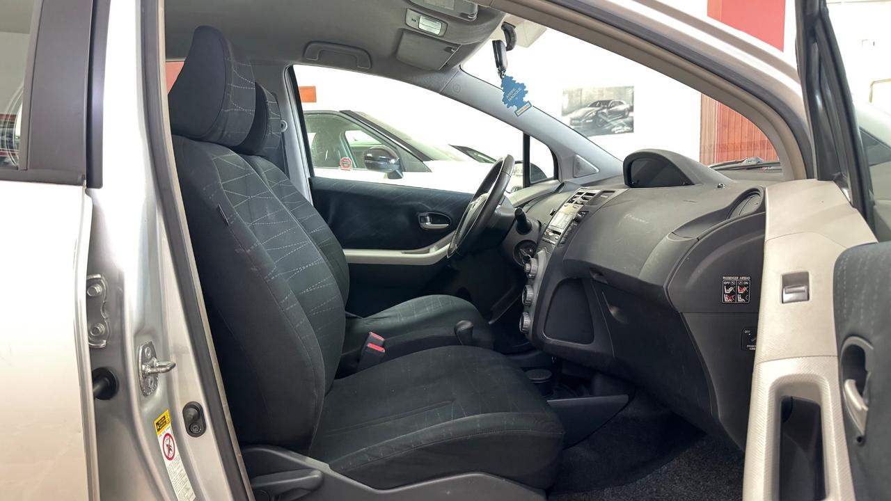 Toyota Yaris 1.3 5 porte M-MT -98.000 km