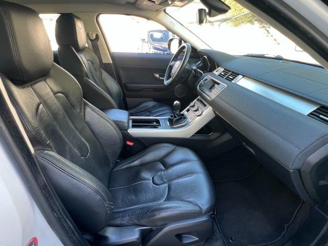 LAND ROVER Range Rover Evoque 2.2 TD4 5p. Pure TUTTI KM. TAGLIANDATI LAND ROVER