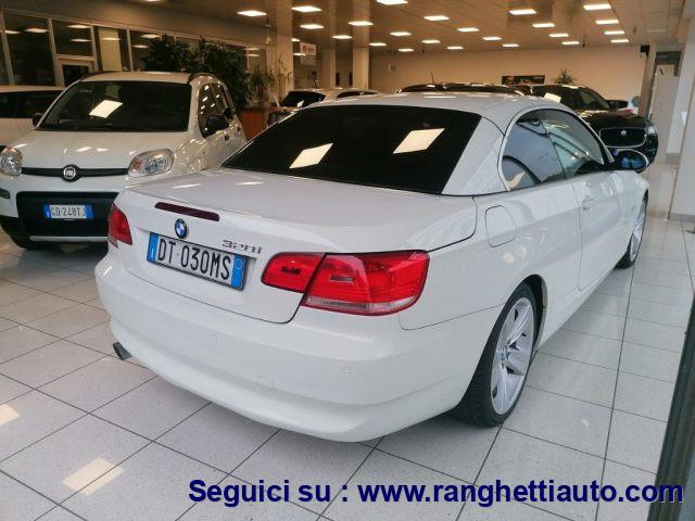 BMW 320 i cat Cabrio Attiva Steptronic 6R