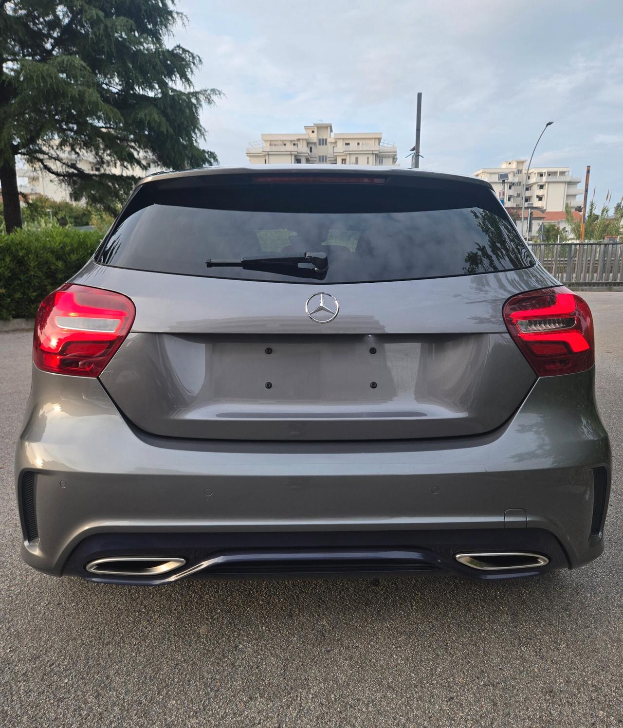 Mercedes-benz A 200 AMG-Line Sport