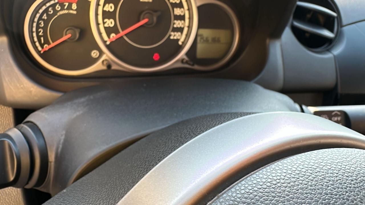 Mazda 2 Mazda2 1.3 16V 75CV 5p. Trendy