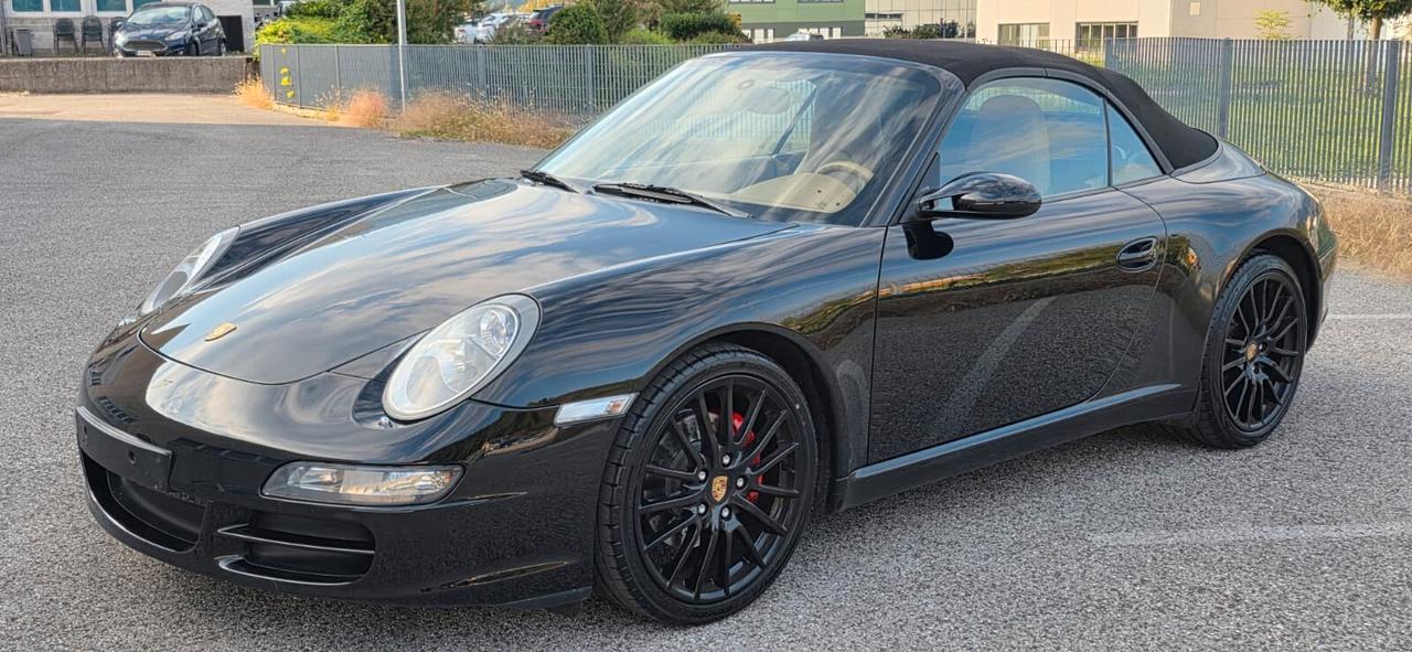 Porsche 911 Carrera Cabriolet