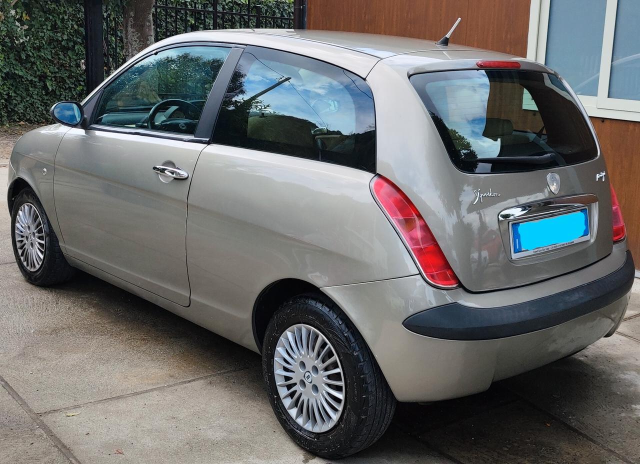 Lancia Ypsilon 1.3 Multijet 16V Argento