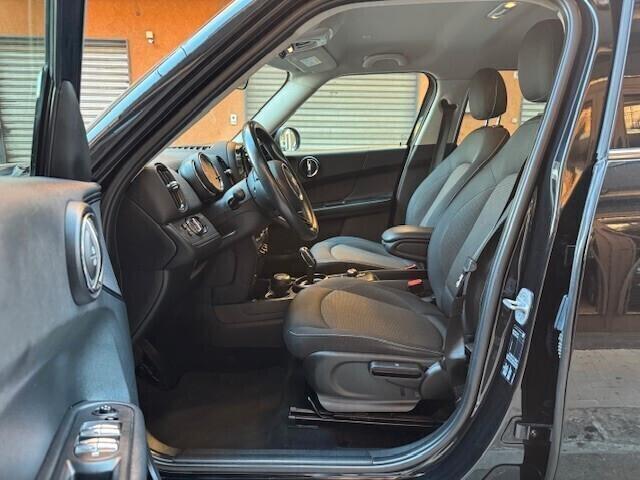 Mini Cooper Countryman 1.5 D Automatica