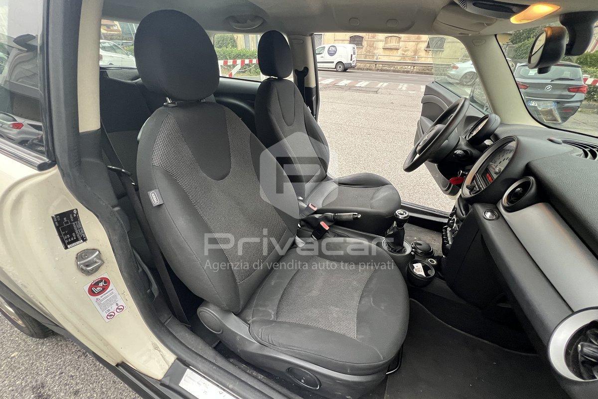 MINI Mini 1.6 16V One (55kW)