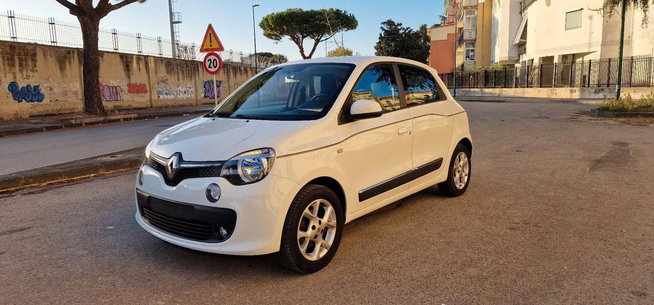 Renault Twingo SCe EDC Intens