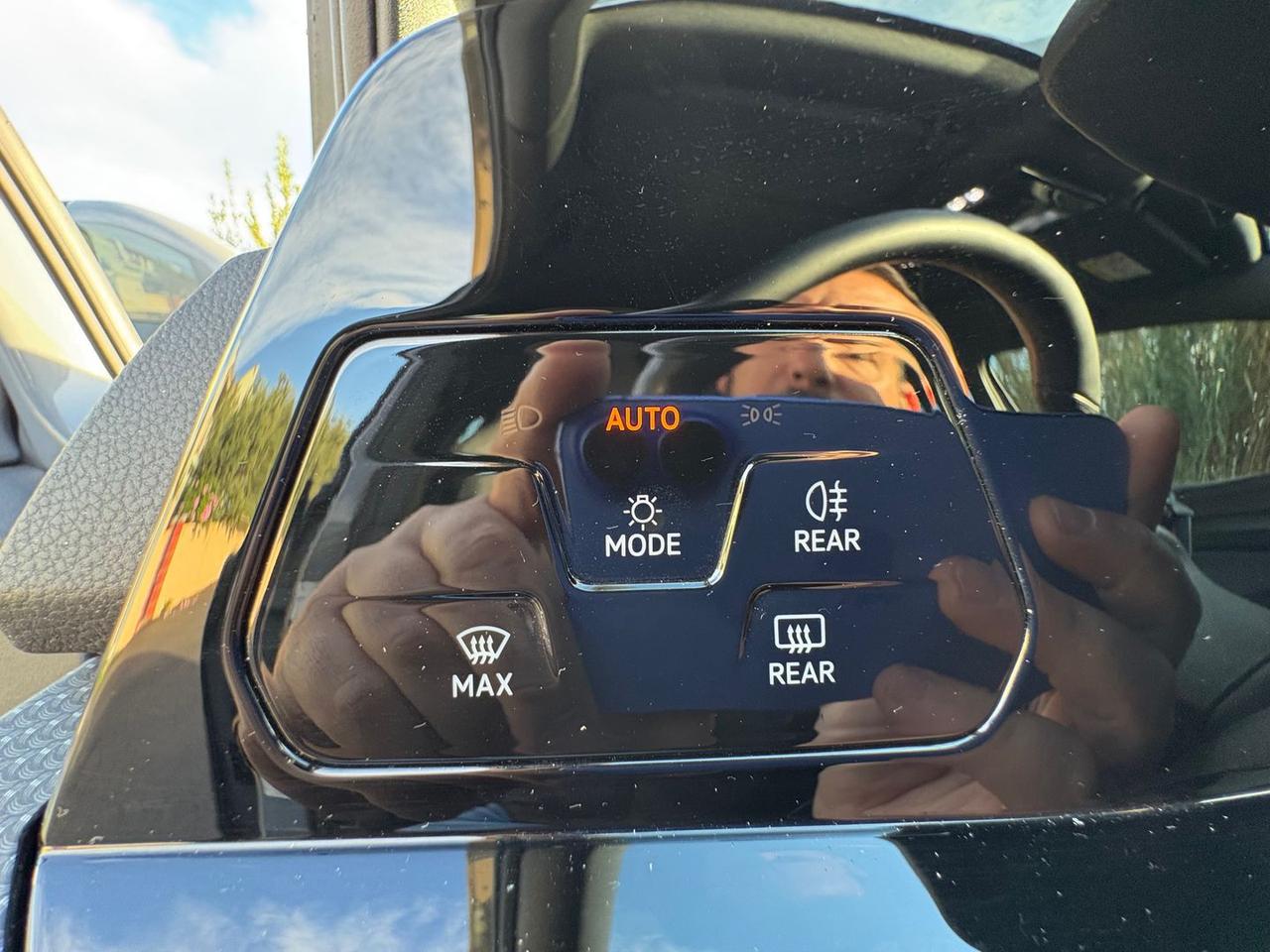 Volkswagen Golf 2.0 TDI R Line #7276