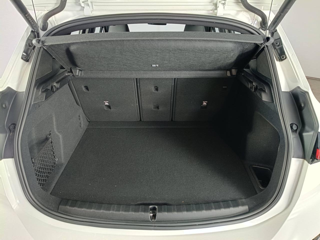 BMW Serie 2 U06 Active Tourer - 220i Active Tourer mhev 48V Msport auto