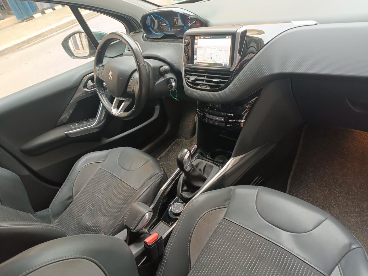 Peugeot 2008 1.6 e-HDi 92 CV ALLURE FULL OPTIONAL