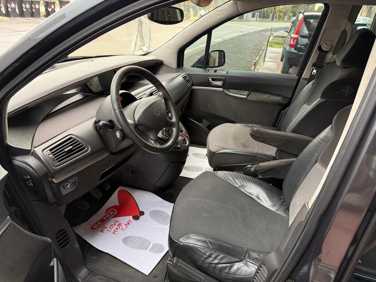 Peugeot 807 2.0 HDi FAP SV