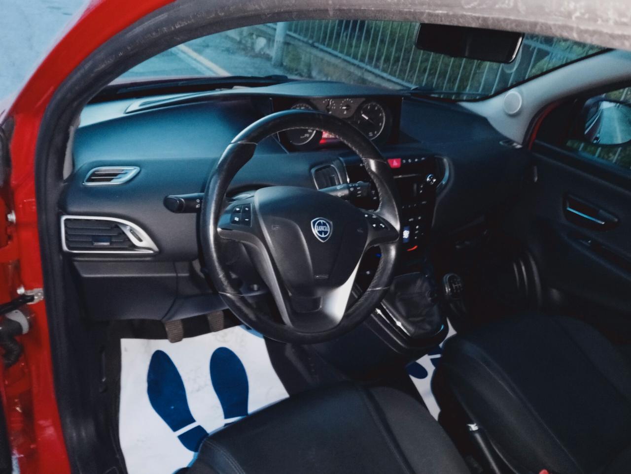 Lancia Ypsilon 1.3 MJT 16V 95 CV 5 porte S&S Platinum