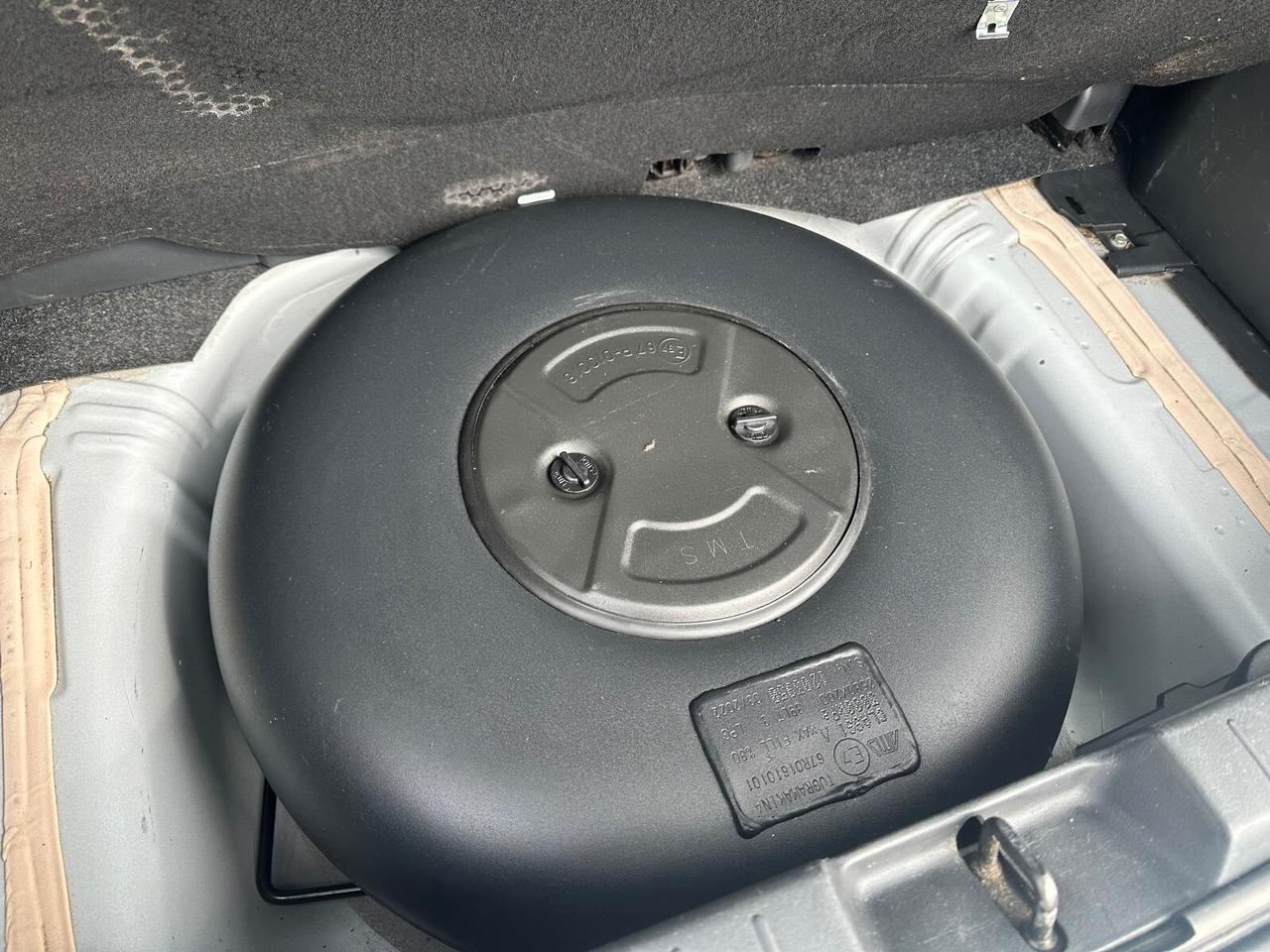 Toyota Yaris 1.0 GPL