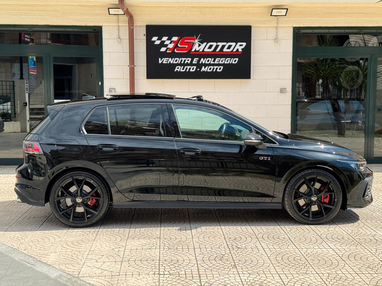 VOLKSWAGEN GOLF GTI 8.5 2.0 TSI 265CV DSG 
