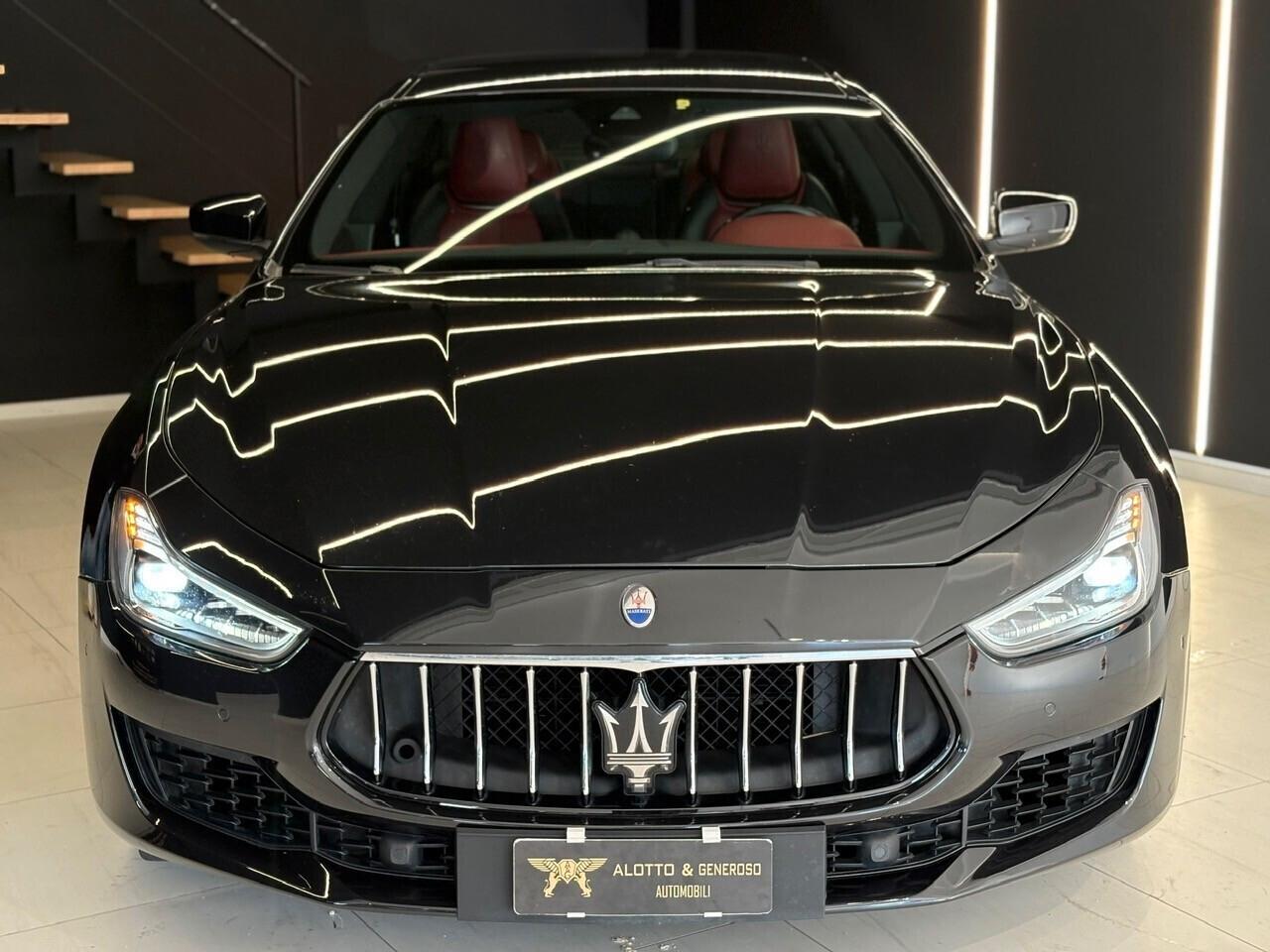 Maserati Ghibli 3.0 250 CV RIBELLE (1/200)