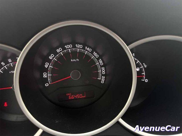 KIA Venga 1.4 cvvt COOL ADATTA A NEOPATENTATI PREZZO REALE